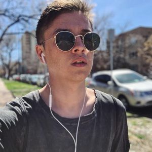 Meet your Posher, Alex